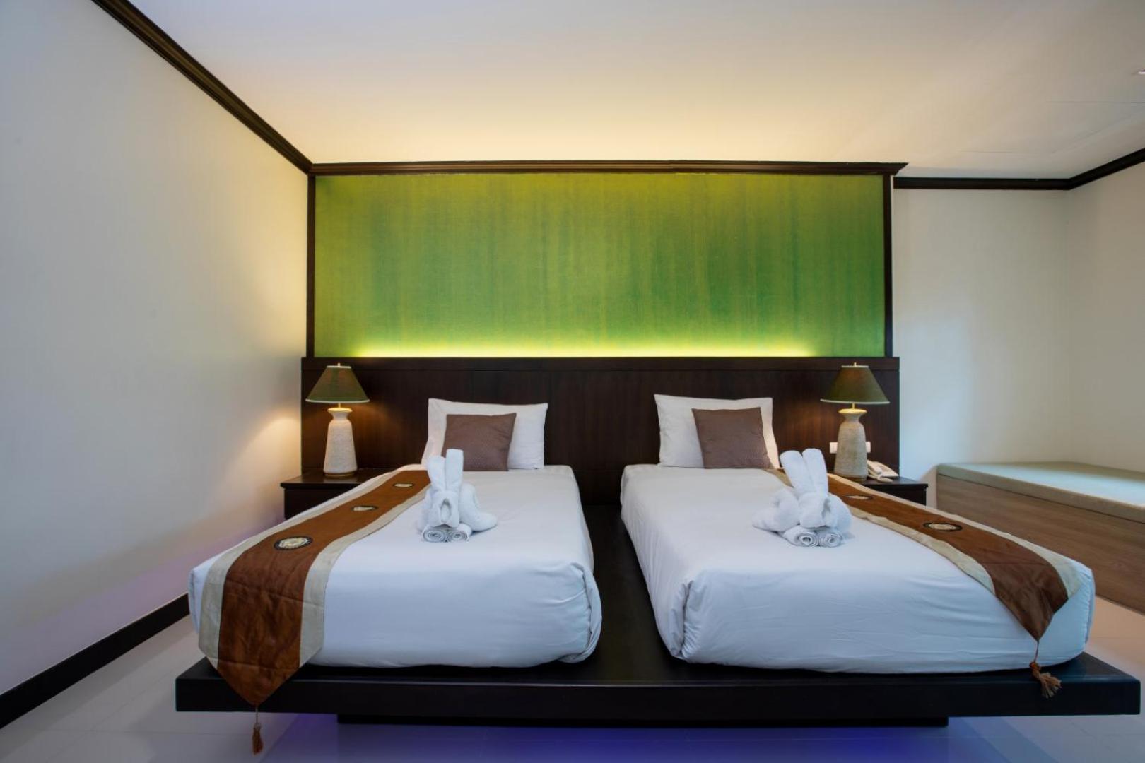 Orchid Garden Hotel Patong Exterior photo