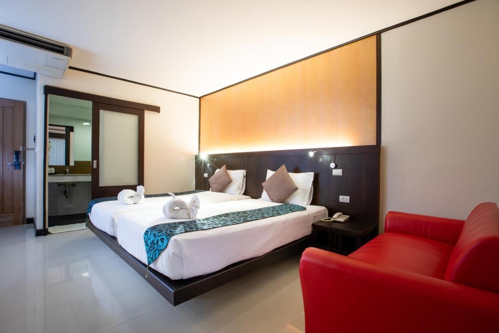 Orchid Garden Hotel Patong Exterior photo