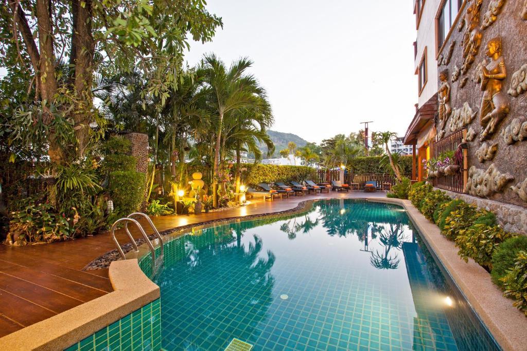 Orchid Garden Hotel Patong Exterior photo